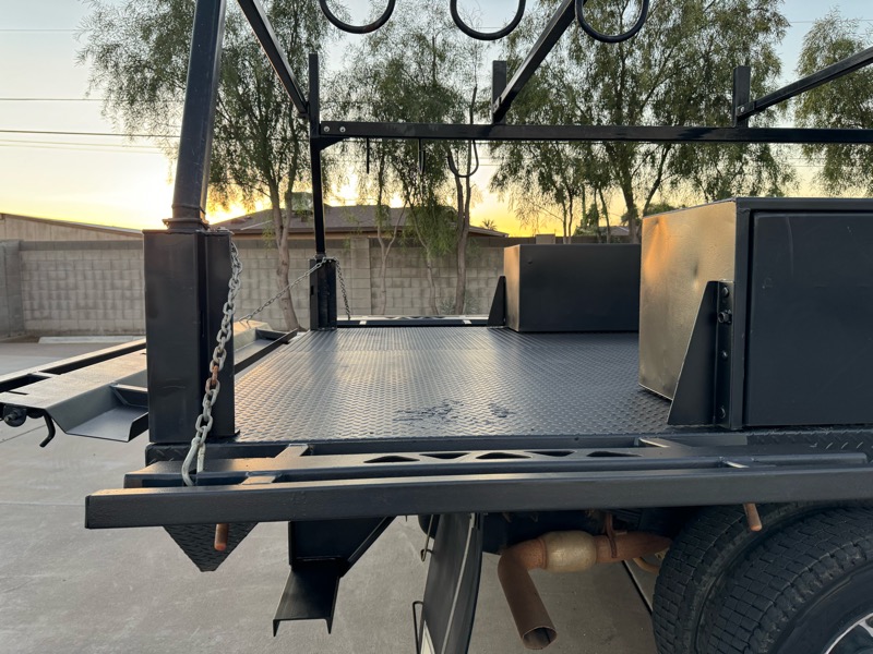 Ford F-550 SuperCab DRW 4WD 2022