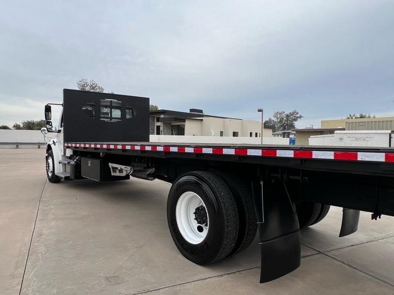 Freightliner M2 106 Medium Duty  2014