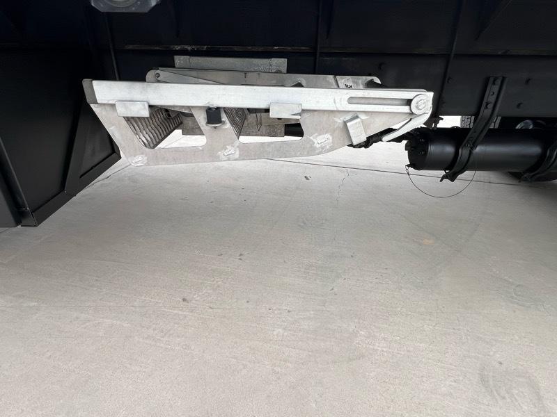 Freightliner M2 106 Medium Duty  2014