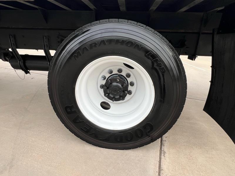 Freightliner M2 106 Medium Duty  2014