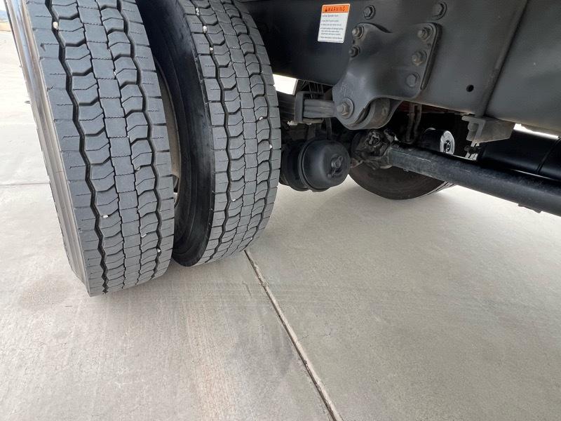 Freightliner M2 106 Medium Duty  2014