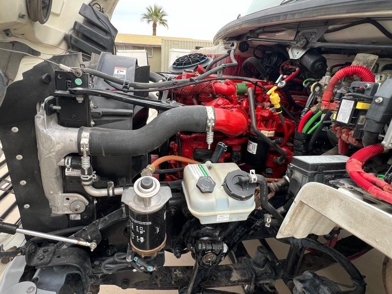 Freightliner M2 106 Medium Duty  2014