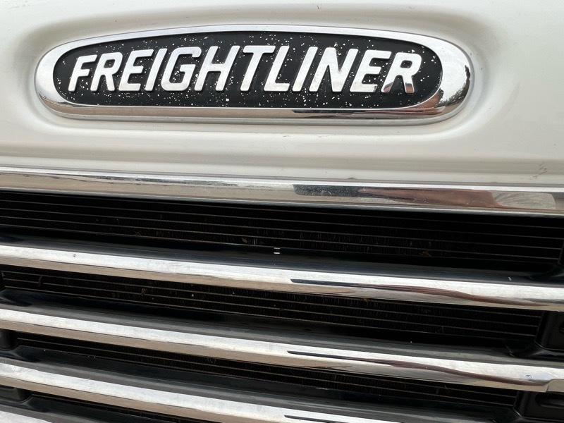 Freightliner M2 106 Medium Duty  2014