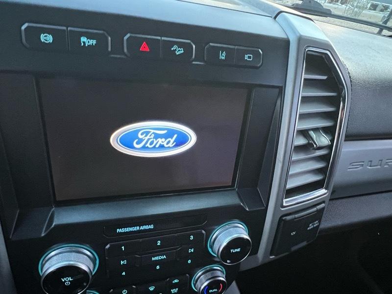 Ford F-350 SD King Ranch Crew Cab Long Bed DRW 4WD 2017