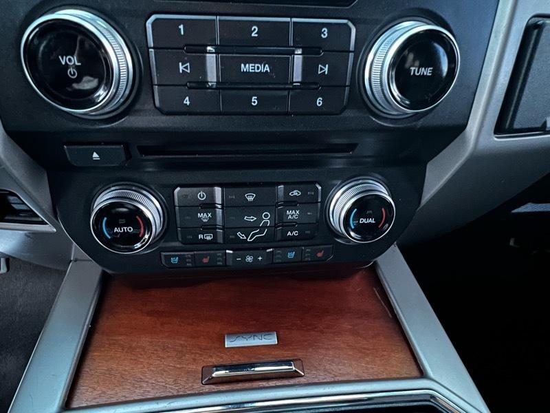 Ford F-350 SD King Ranch Crew Cab Long Bed DRW 4WD 2017