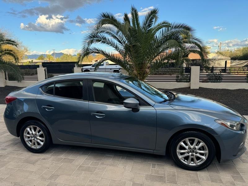 Mazda MAZDA3 i Sport AT 4-Door 2016