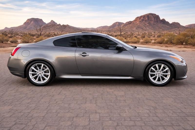 Infiniti G37 Coupe 2dr Journey 2013