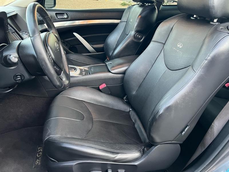 Infiniti G37 Coupe 2dr Journey 2013