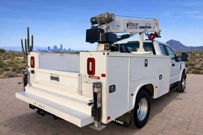 Ford F-350 SD XL SuperCab Long Bed 4WD DRW 2020