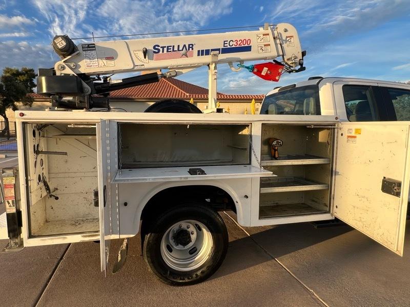 Ford F-350 SD XL SuperCab Long Bed 4WD DRW 2020