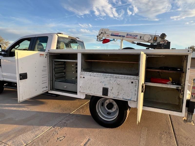 Ford F-350 SD XL SuperCab Long Bed 4WD DRW 2020