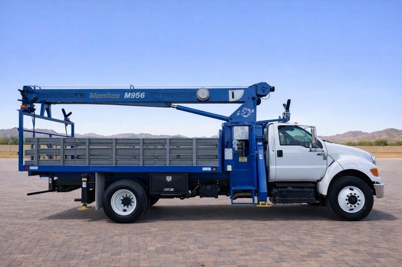 Ford F-750 Regular Cab 2WD DRW 2012