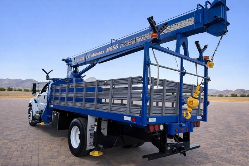 Ford F-750 Regular Cab 2WD DRW 2012