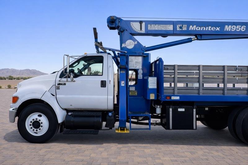 Ford F-750 Regular Cab 2WD DRW 2012