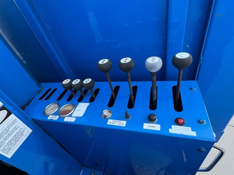 Ford F-750 Regular Cab 2WD DRW 2012