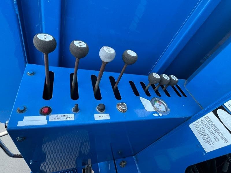 Ford F-750 Regular Cab 2WD DRW 2012