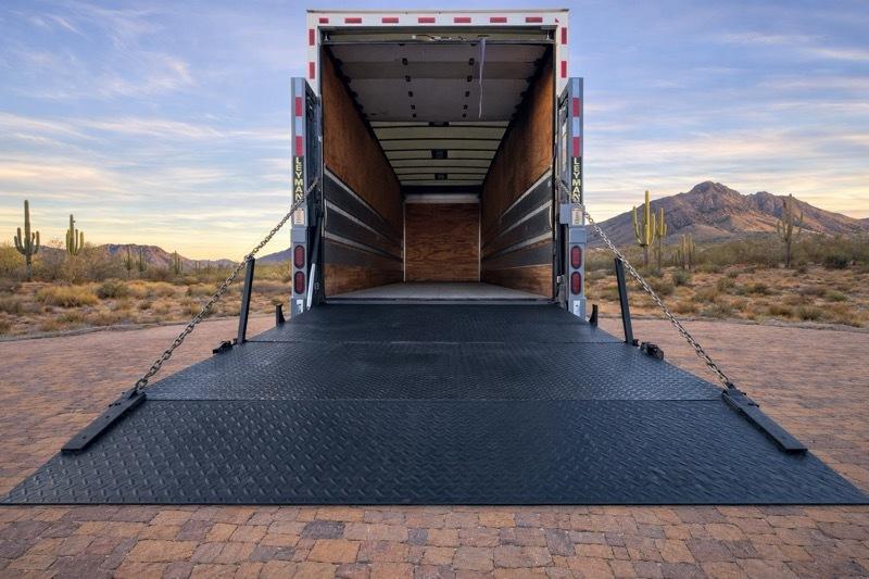 Freightliner M2 106 Medium Duty  2017