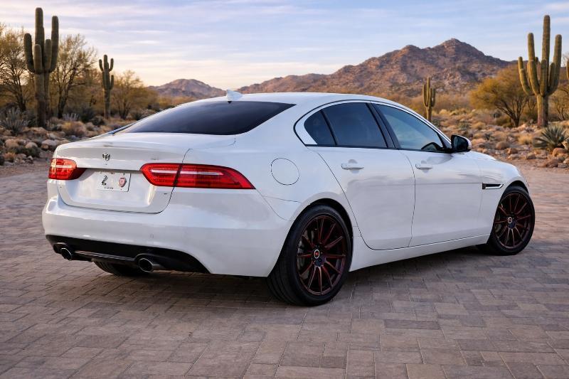 Jaguar XE 25t 2017