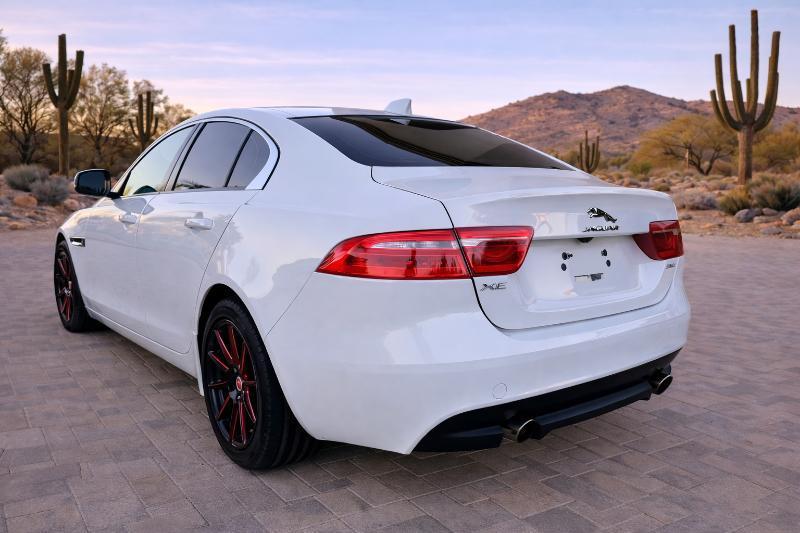 Jaguar XE 25t 2017