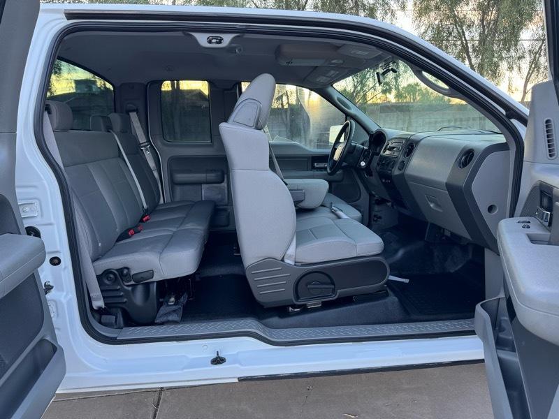 Ford F-150 2WD SuperCab 145" XL 2008