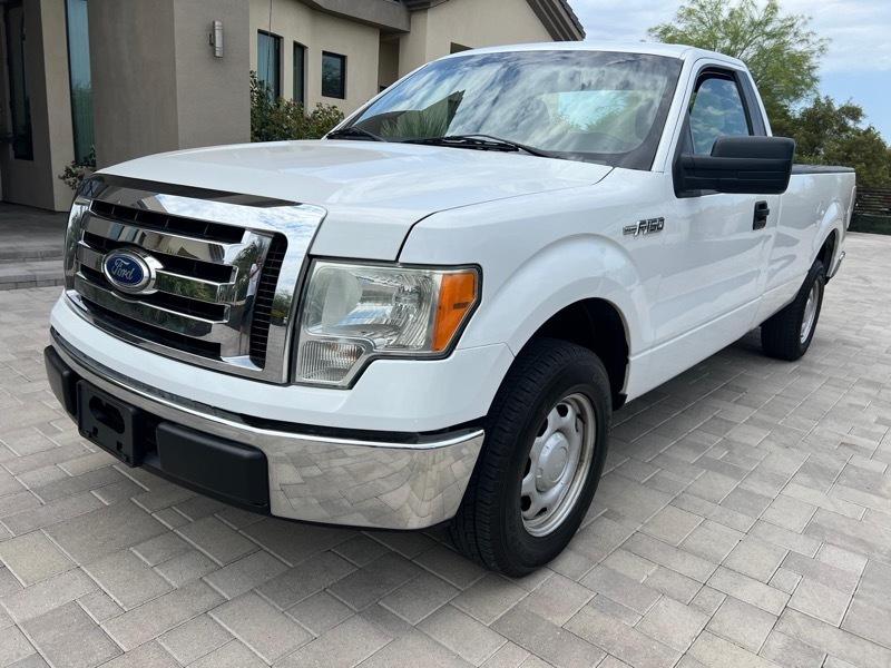 Ford F-150 2WD Reg Cab 141" XL 2011
