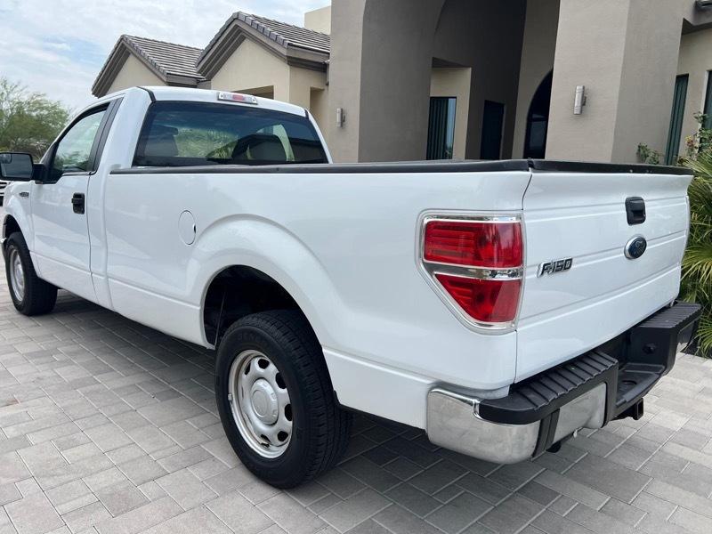 Ford F-150 2WD Reg Cab 141" XL 2011