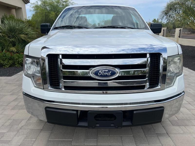 Ford F-150 2WD Reg Cab 141" XL 2011