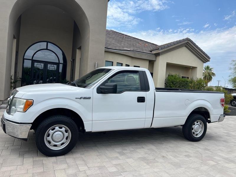 Ford F-150 2WD Reg Cab 141" XL 2011