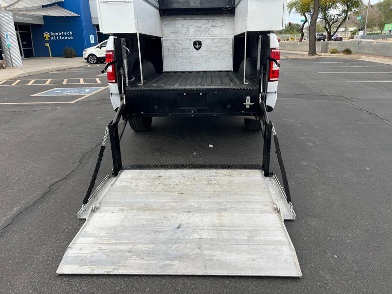 Ford F-150 2WD SuperCab 145" XL 2018