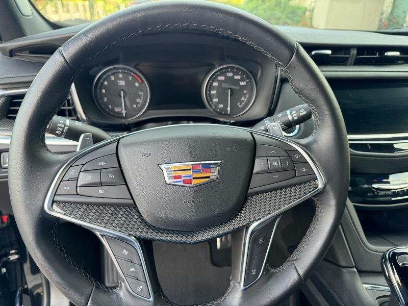 Cadillac XT5 Sport AWD 2024