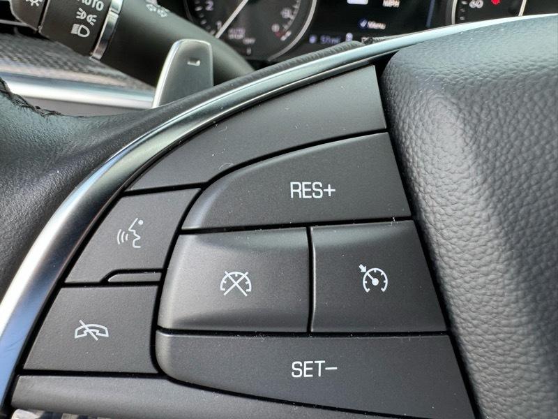 Cadillac XT5 Sport AWD 2024