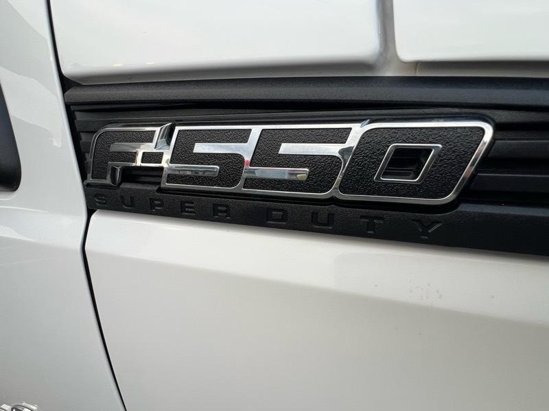 Ford F-550 Regular Cab DRW 4WD 2015