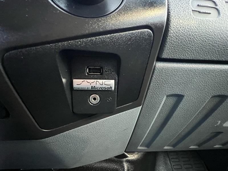 Ford F-550 Regular Cab DRW 4WD 2015