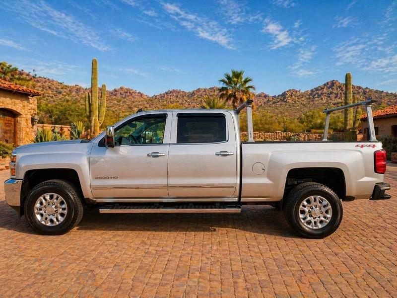 Chevrolet Silverado 2500HD 4WD Crew Cab 153" LTZ 2015