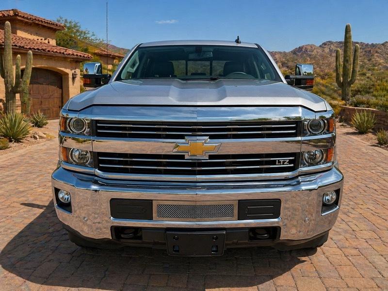 Chevrolet Silverado 2500HD 4WD Crew Cab 153" LTZ 2015