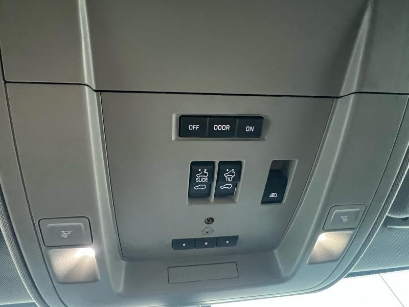 Chevrolet Silverado 2500HD 4WD Crew Cab 153" LTZ 2015