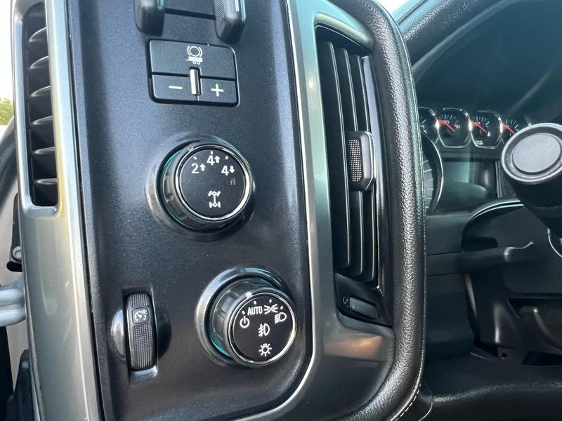 Chevrolet Silverado 2500HD 4WD Crew Cab 153" LTZ 2015