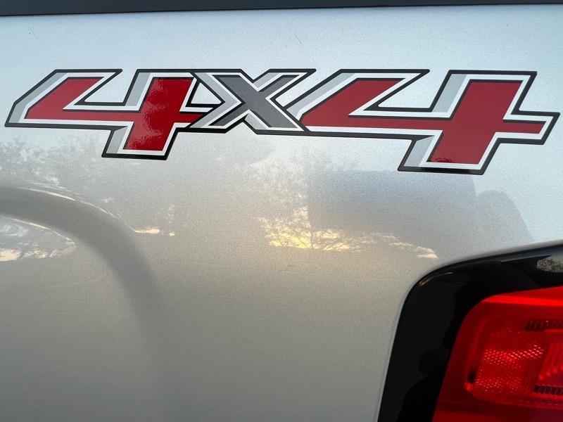 Chevrolet Silverado 2500HD 4WD Crew Cab 153" LTZ 2015