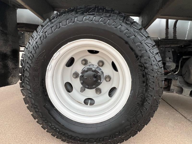 Isuzu NPR  2019