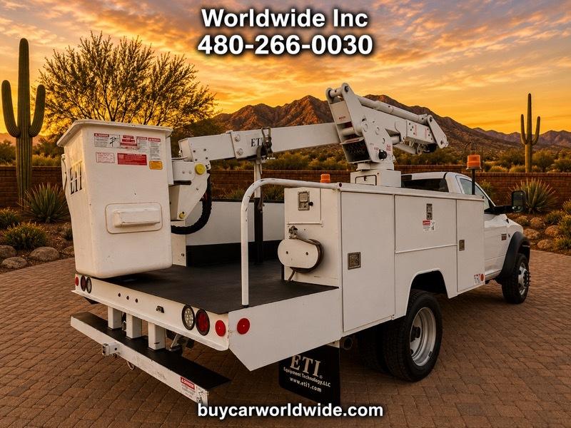 Dodge Ram 5500 Regular Cab 2WD 2011