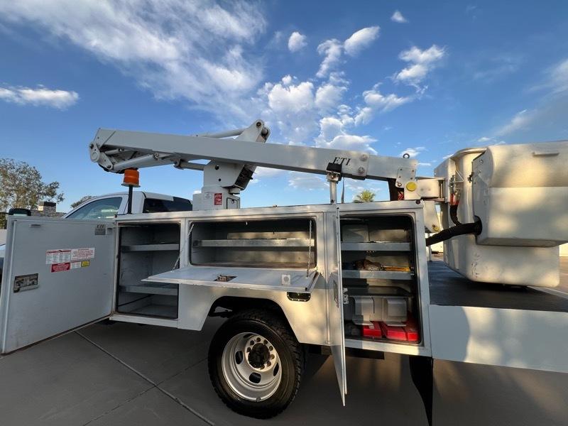 Dodge Ram 5500 Regular Cab 2WD 2011