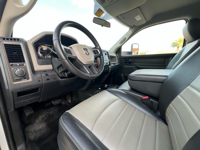 Dodge Ram 5500 Regular Cab 2WD 2011