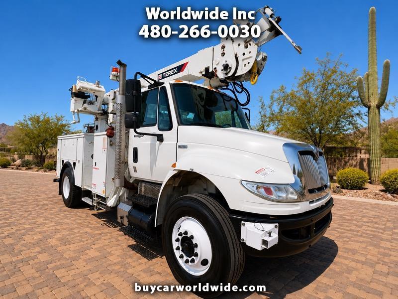 2013 International DuraStar 4300 Digger Derrick Terex Commander Crane