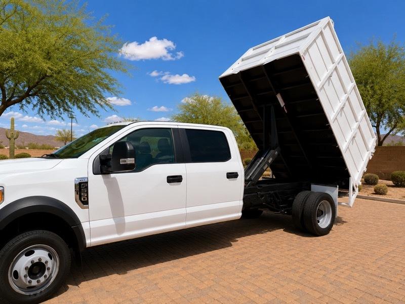 Ford F-550 Crew Cab DRW 2WD 2022