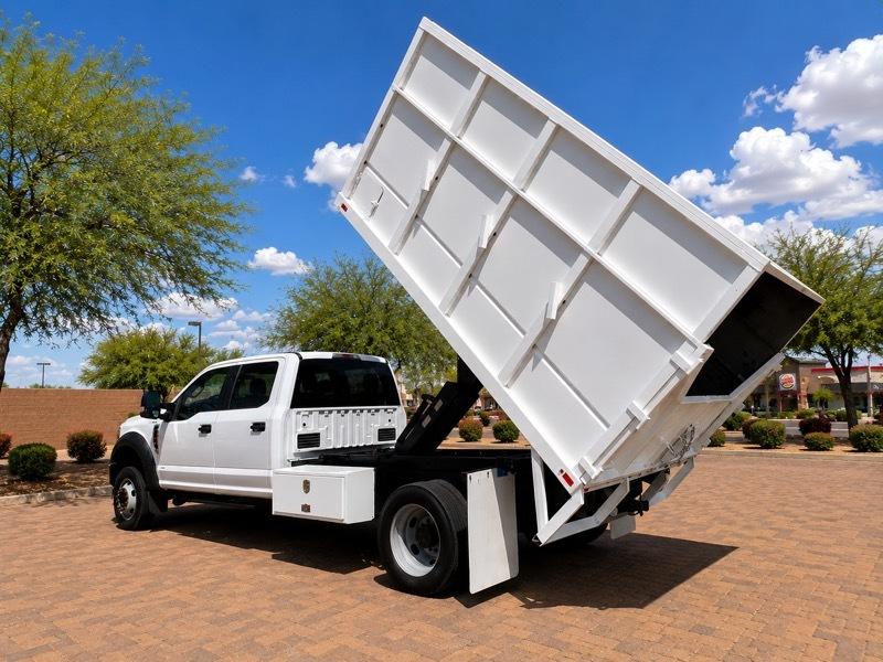 Ford F-550 Crew Cab DRW 2WD 2022