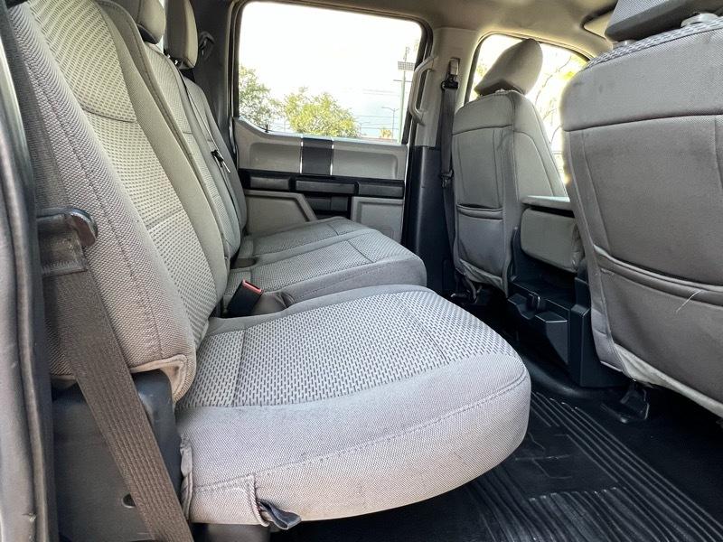 Ford F-550 Crew Cab DRW 2WD 2022