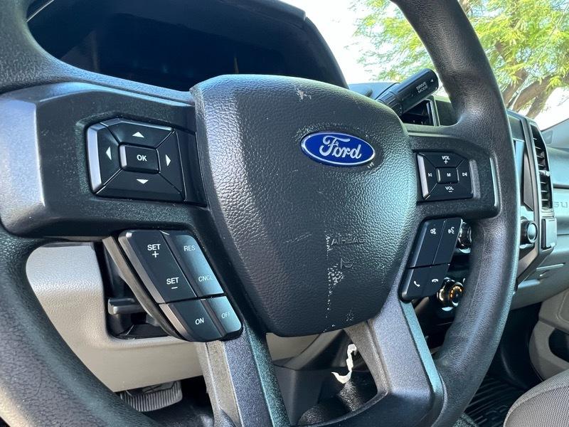 Ford F-550 Crew Cab DRW 2WD 2022