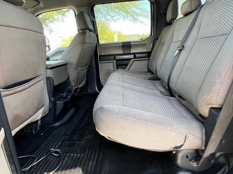 Ford F-550 Crew Cab DRW 2WD 2022