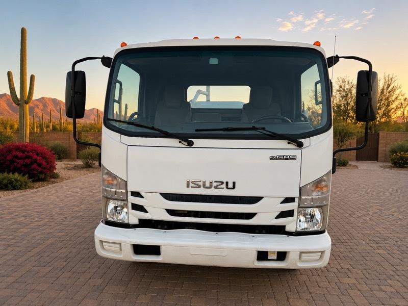 Isuzu NPR HD  2018