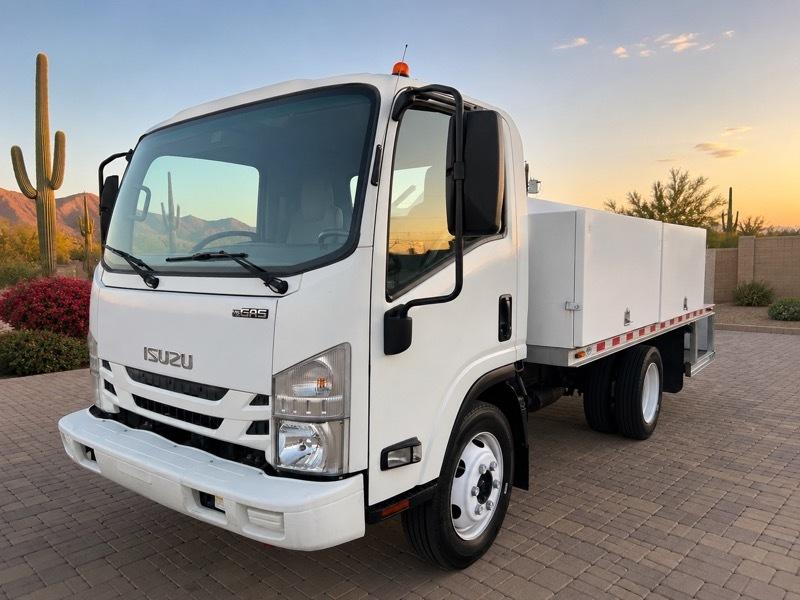 Isuzu NPR HD  2018
